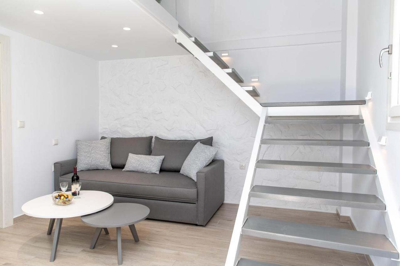 Marina'S Suites Naxos City Экстерьер фото
